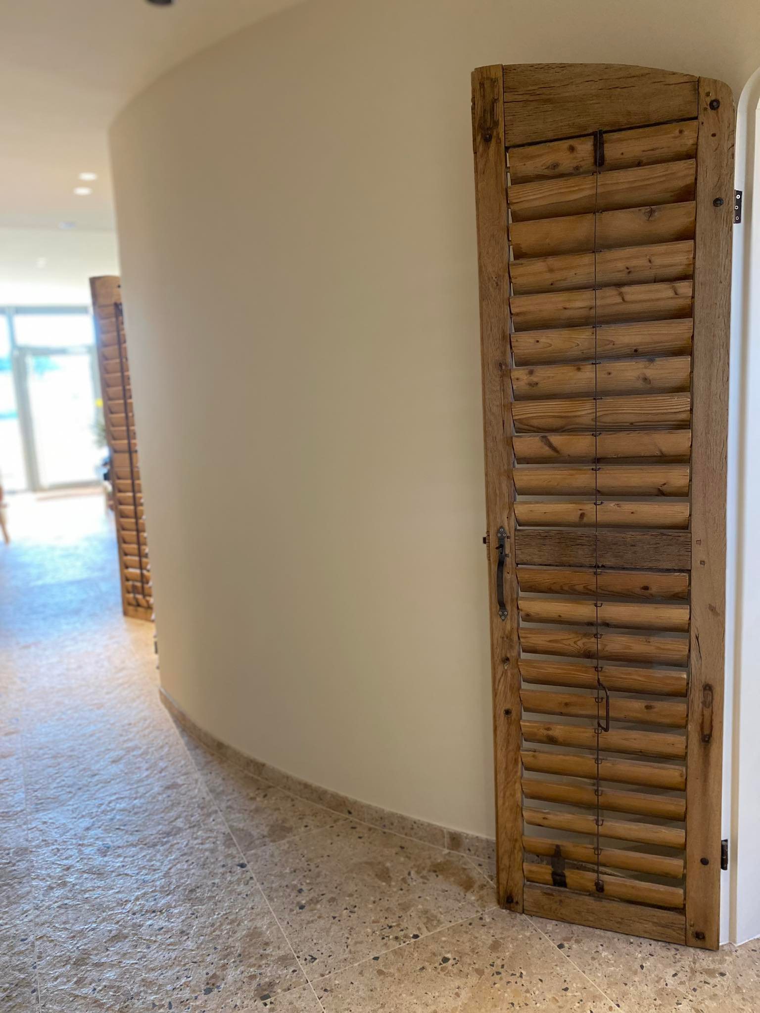 328610108 1184311535529780 1831317580649462019 N